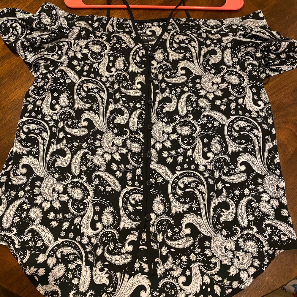 NWT Express off the shoulder flowy top size small